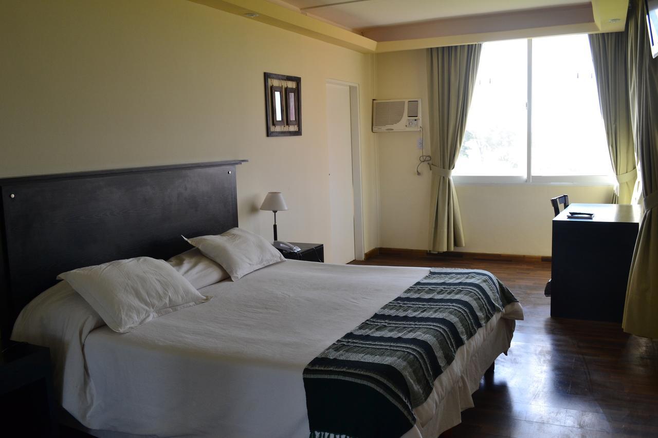 Manantiales Hotel De Turismo Monte Caseros Exteriér fotografie