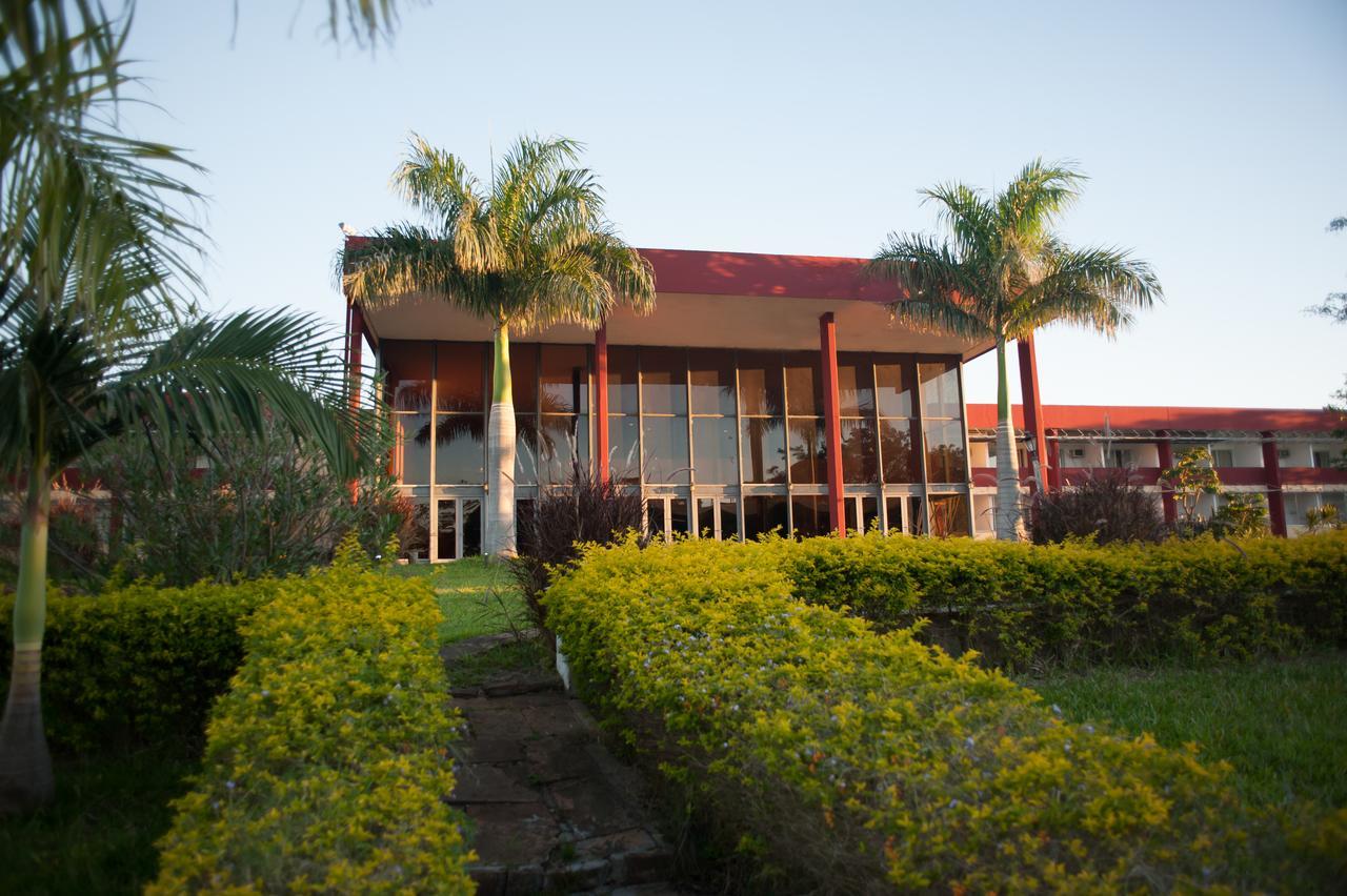 Manantiales Hotel De Turismo Monte Caseros Exteriér fotografie